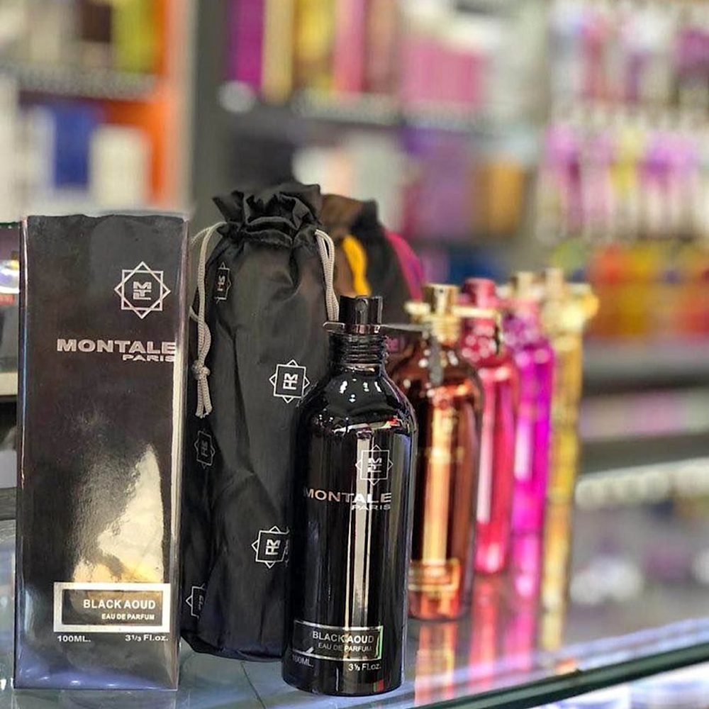 
                  
                    BLACK AOUD MONTALE
                  
                