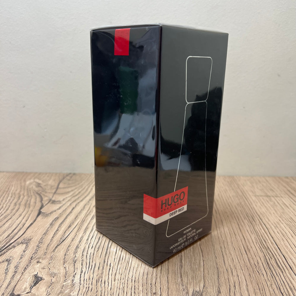 
                  
                    DEEP RED HUGO BOSS
                  
                