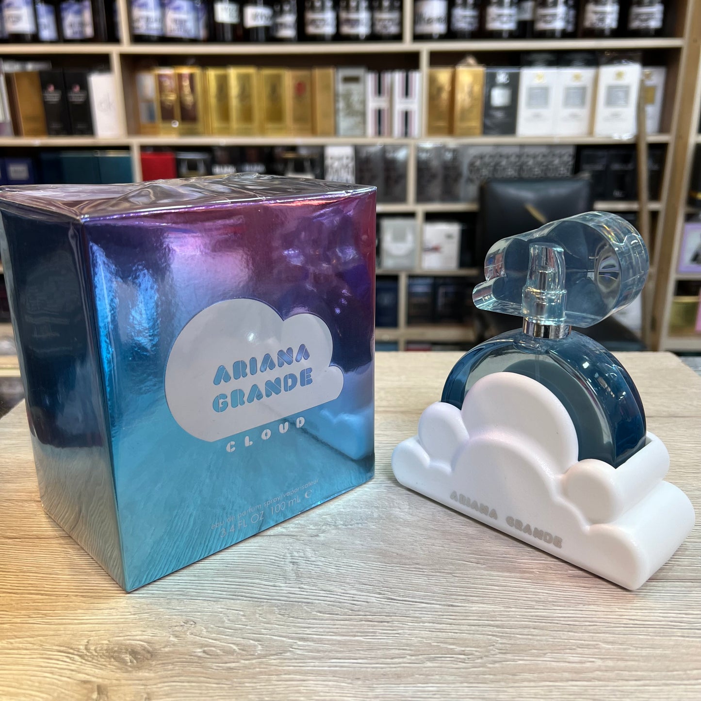 CLOUD ARIANA GRANDE