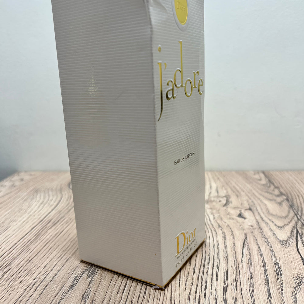 
                  
                    J´ADORE EAU DE PARFUM CHRISTIAN DIOR
                  
                