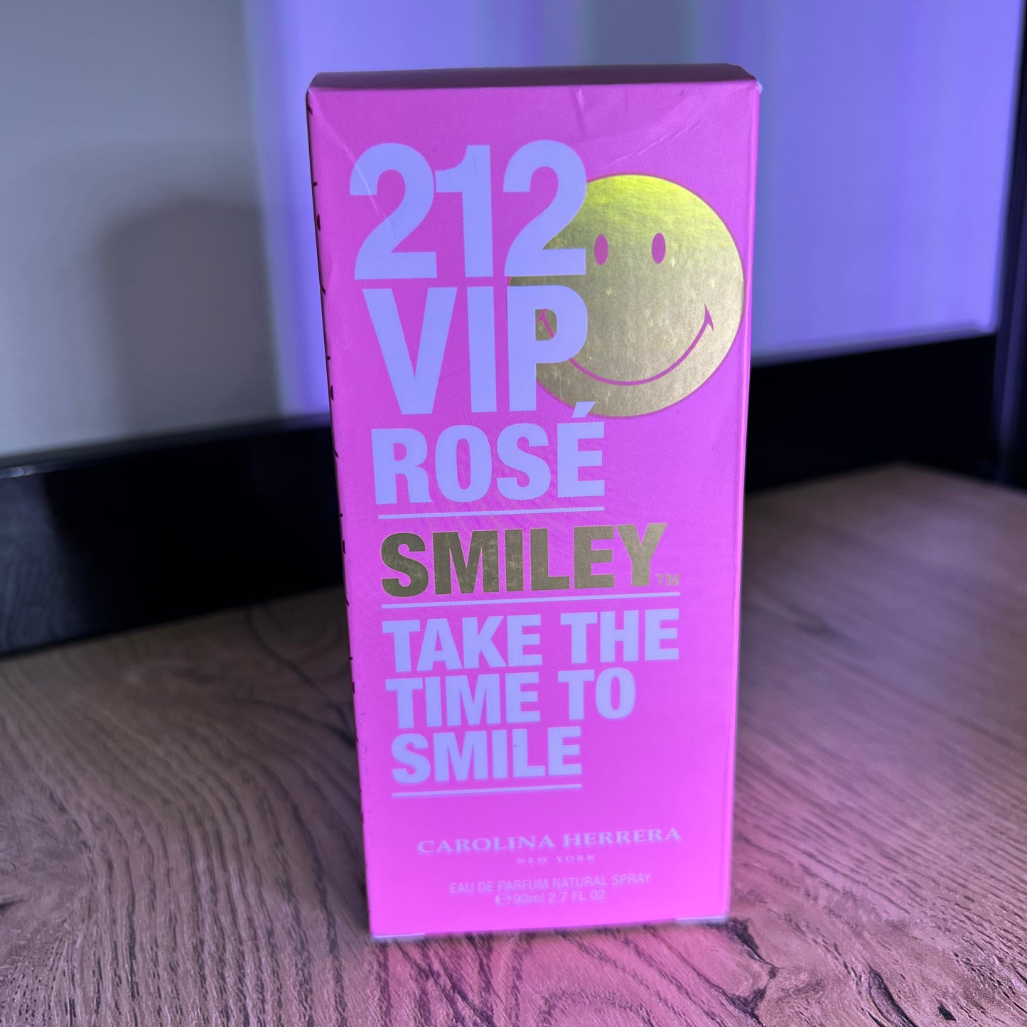 212 VIP ROSÉ SMILEY CAROLINA HERRERA
