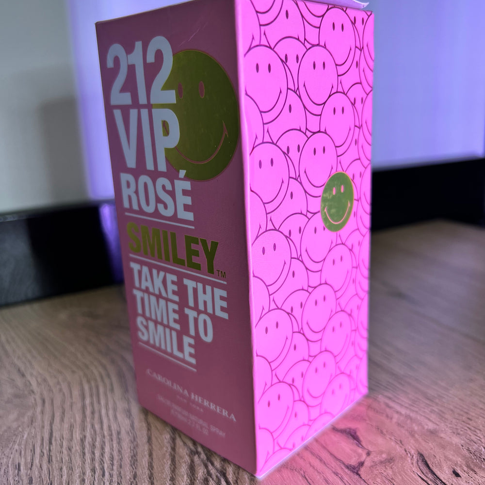 
                  
                    212 VIP ROSÉ SMILEY CAROLINA HERRERA
                  
                