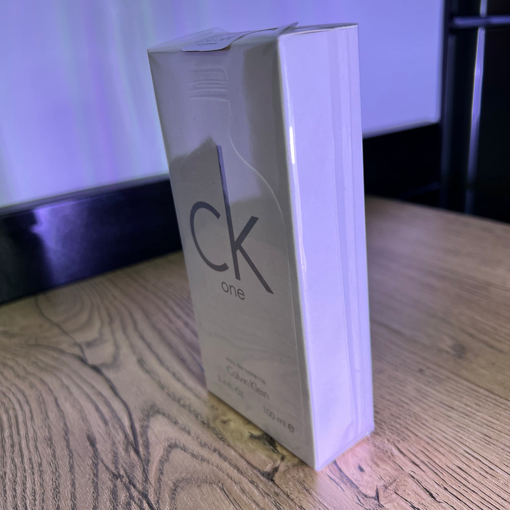 
                  
                    CK ONE CALVIN KLEIN
                  
                