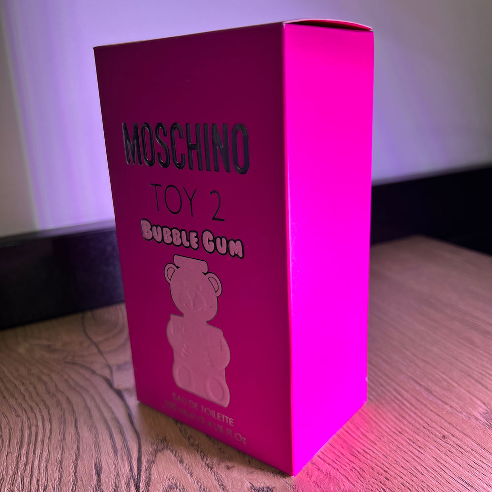 
                  
                    TOY 2 BUBBLE GUM MOSCHINO
                  
                