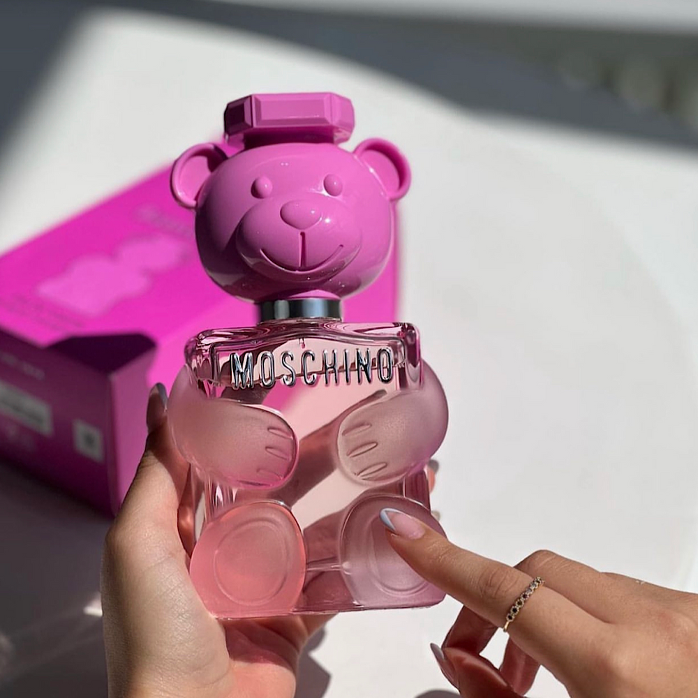 
                  
                    TOY 2 BUBBLE GUM MOSCHINO
                  
                